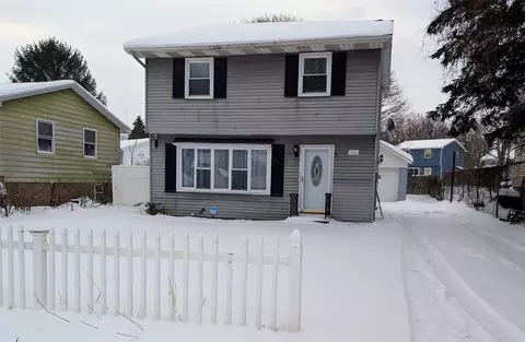 1533 E 26th St, Erie, PA 16510