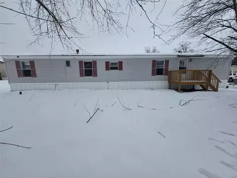 417 Oakridge Pl, Girard, PA 16417
