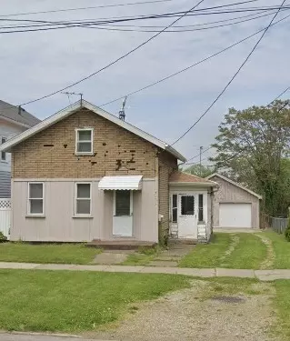 924 E 10th St, Erie, PA 16503