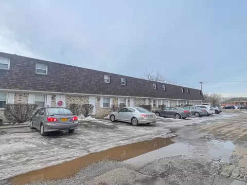 4175 W Ridge Rd, Erie, PA 16506