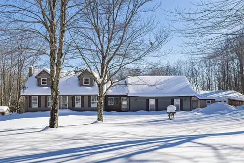 9661 Dewey Rd, Waterford, PA 16441
