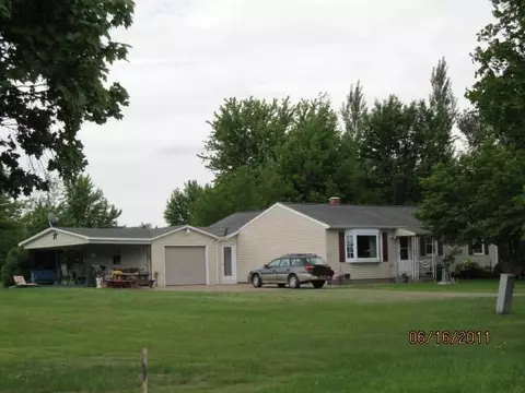 10351 W Law Rd, North East, PA 16428
