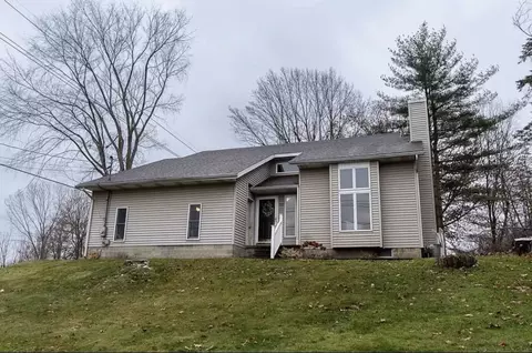 1917 E Grandview Blvd, Erie, PA 16510