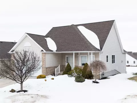 6505 Meadowland Cir #20, Erie, PA 16509