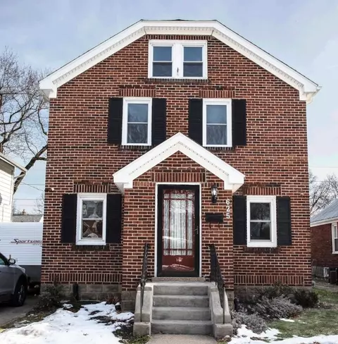625 Beverly Dr, Erie, PA 16505