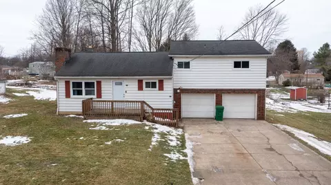 510 Parkside Dr, Erie, PA 16511