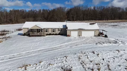26118 Smith Heath Rd, Cochranton, PA 16314