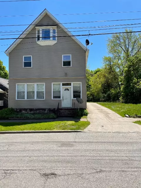 225 W 2nd St, Erie, PA 16507