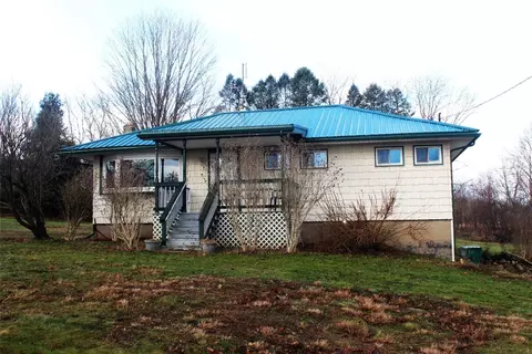 22267 Birchard Rd, Cambridge Springs, PA 16403