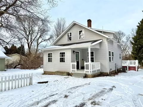 3750 Station Rd, Erie, PA 16510