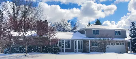 1157 Southview Dr, Erie, PA 16509