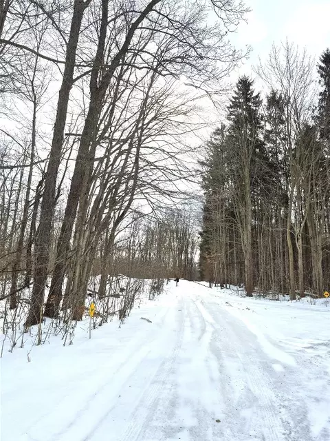 12903 Biscoff Rd, Albion, PA 16401