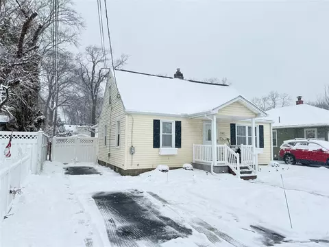 1832 Ottawa Dr, Erie, PA 16505