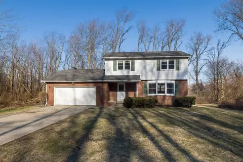 7142 Old Ridge Rd, Fairview, PA 16415