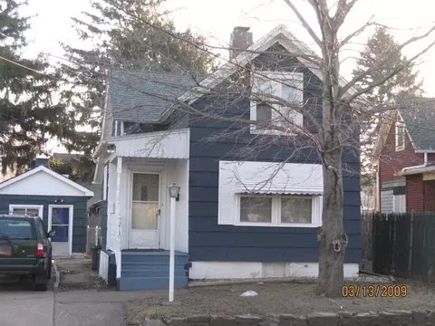 213 Liberty St, Erie, PA 16507