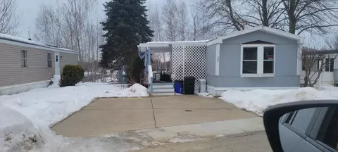 5149 Henderson Rd #142, Erie, PA 16509