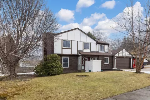 110 Agawam St, North East, PA 16428