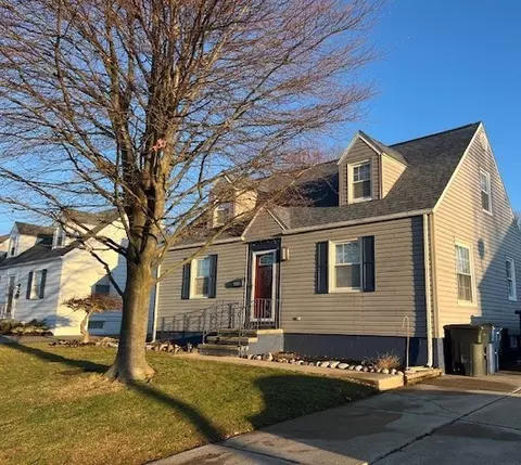 2611 Dobbins Rd, Erie, PA 16511