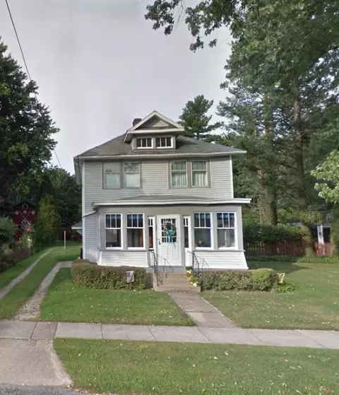 124 Myrtle St, Girard, PA 16417