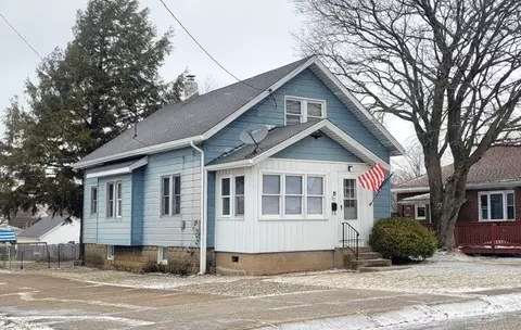 722 E 33rd St, Erie, PA 16504