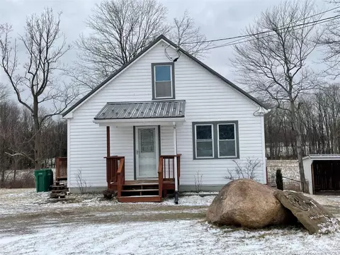 7560 Dutch Hill Rd, Meadville, PA 16335
