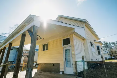 825 E Main St, Corry, PA 16407 photo 3