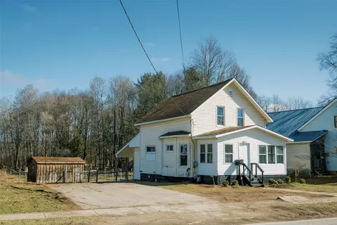 825 E Main St, Corry, PA 16407