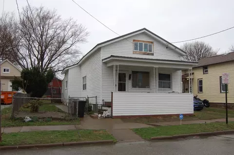 614 E 8th St, Erie, PA 16503