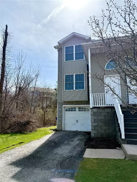 4146 Wood Hills Dr #C41, Erie, PA 16510