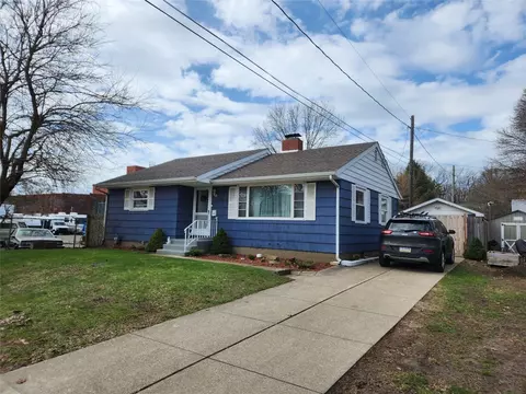 1914 Ottawa Dr, Erie, PA 16505