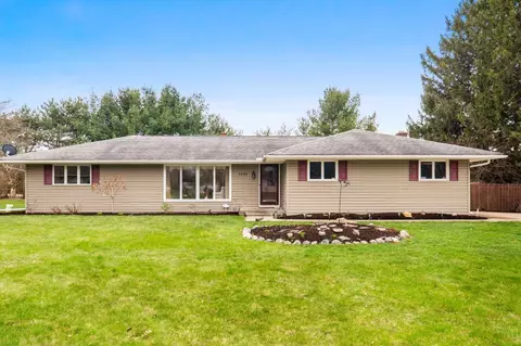 5480 Sebago Dr, Fairview, PA 16415