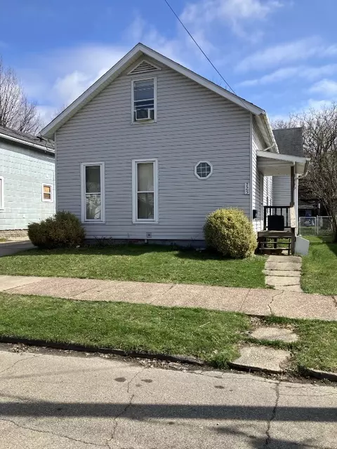 725 E 11th St, Erie, PA 16503