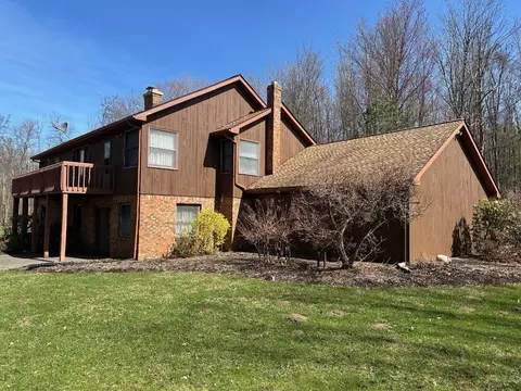 3850 Woodbriar Way, Mckean, PA 16426