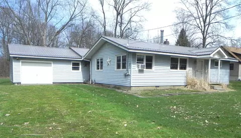 8948 Straw Dr, Espyville, PA 16424