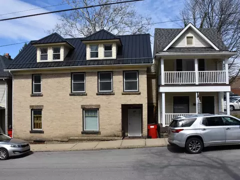 307 311 Walnut St, Meadville, PA 16335