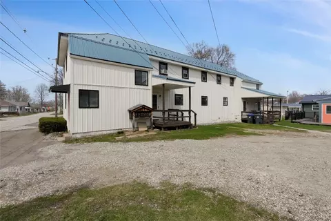 179 Kelso Dr, Erie, PA 16505