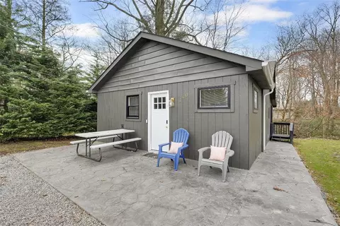 140 Kelso Dr, Erie, PA 16505