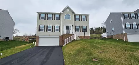 234 Lily Ridge Dr, Canonsburg, PA 15317