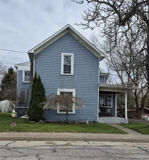 540 Water St, Conneaut Lake, PA 16316