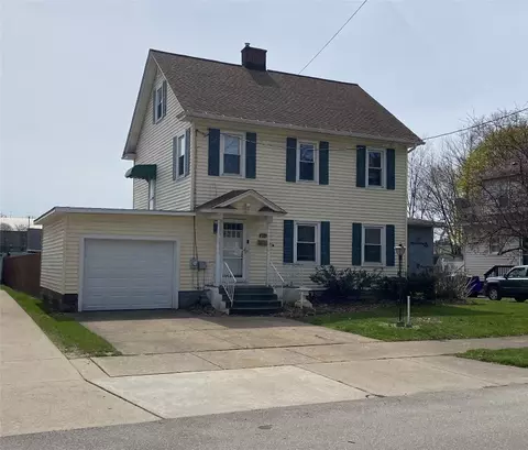 2715 W 25th St, Erie, PA 16506