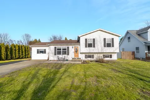 311 Edge Park Dr, Lake City, PA 16423