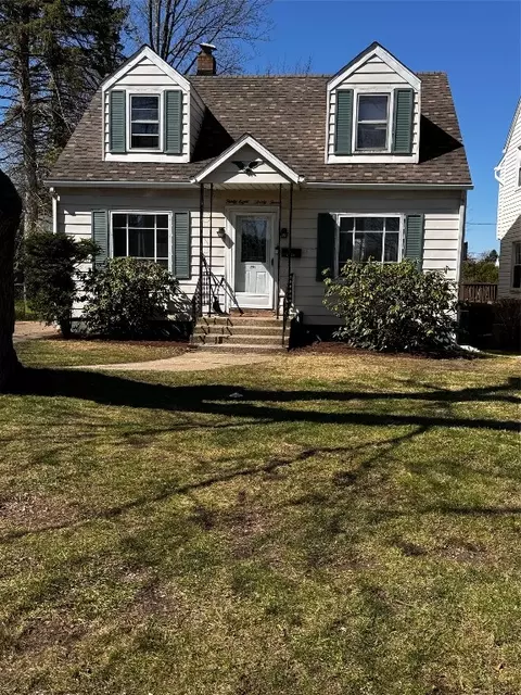 3834 Parade St, Erie, PA 16504