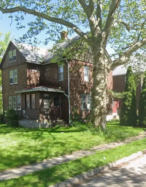 1121 Marne Rd, Erie, PA 16510