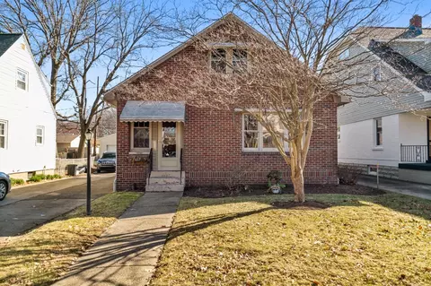 417 Shenley Dr, Erie, PA 16505