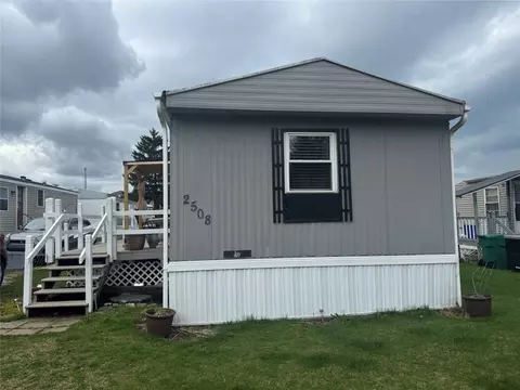 2508 Border Dr, Millcreek, PA 16506