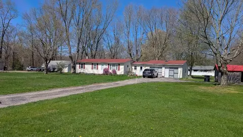 5843 S Creek Rd, Girard, PA 16417
