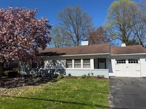 411 Lowry Rd, Erie, PA 16511