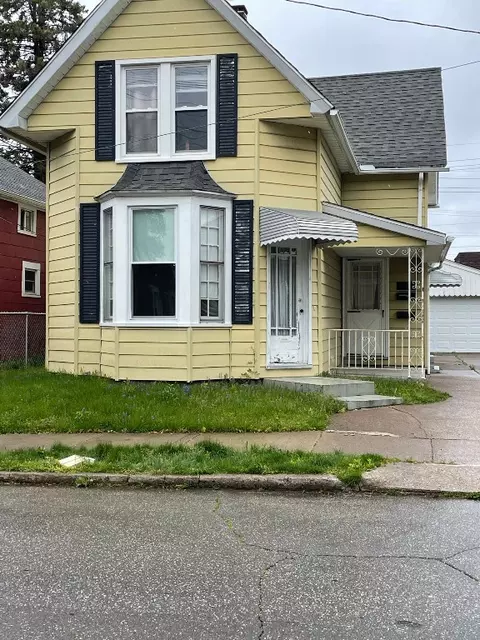 2955 Maple St, Erie, PA 16508
