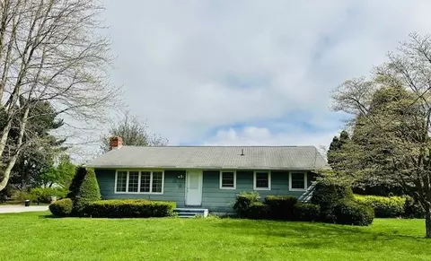 7690 Maple St, Fairview, PA 16415