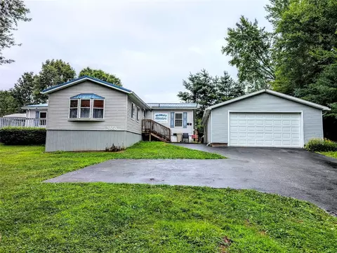 2860 N Second St, Jamestown, PA 16134